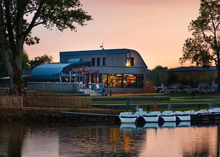 Sur Erdre Centre * Nort-sur-Erdre (Loire-Atlantique)